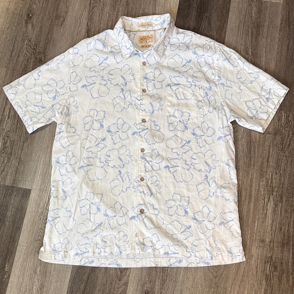 Quiksilver Waterman Hawaiian Shirt XXL Blue White Hibiscus Floral Aloha Resort